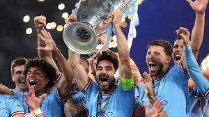 引发观众的 引发观众的